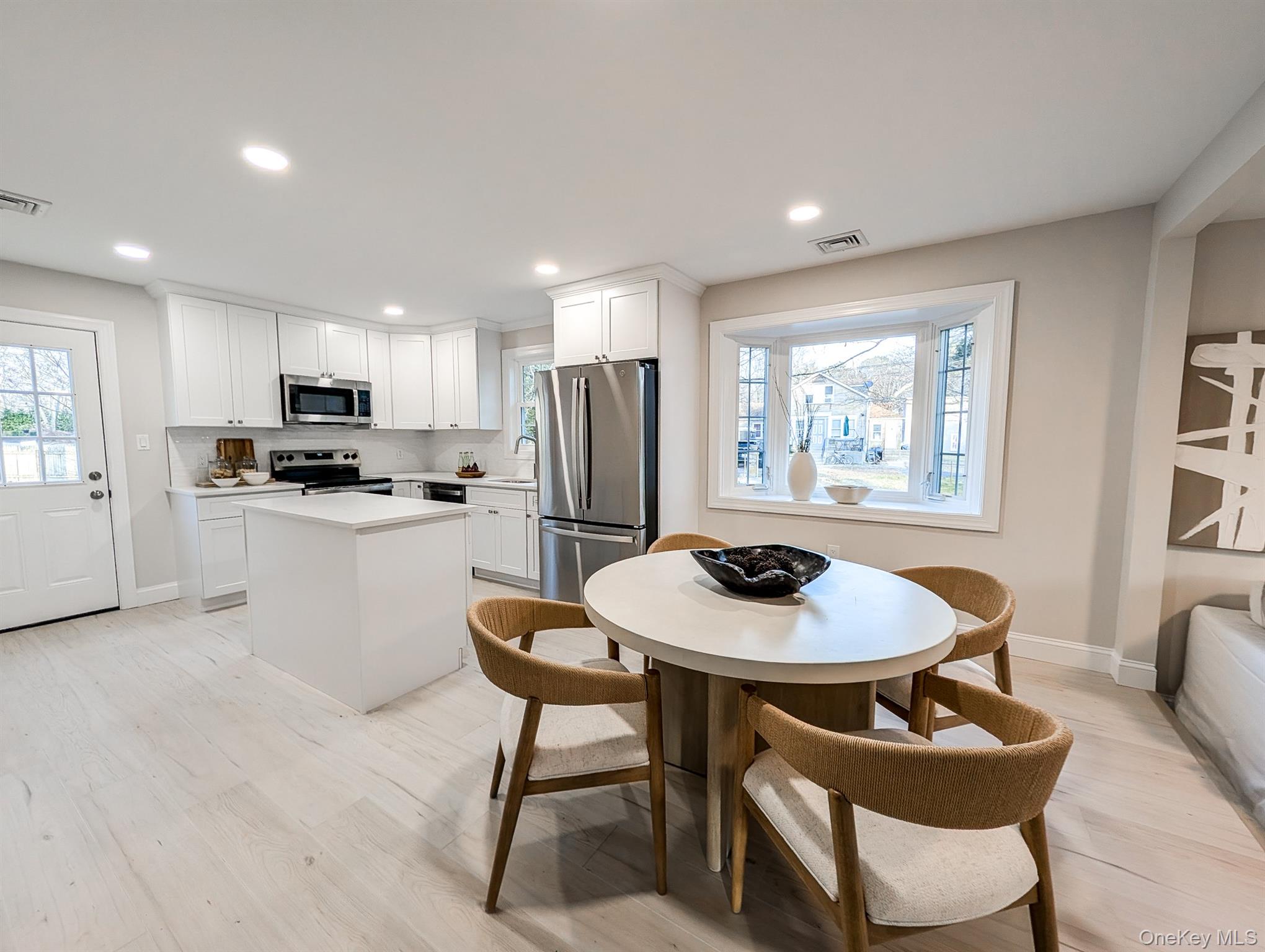 #4 photo, 15 Short Street, Flanders , NY 11901