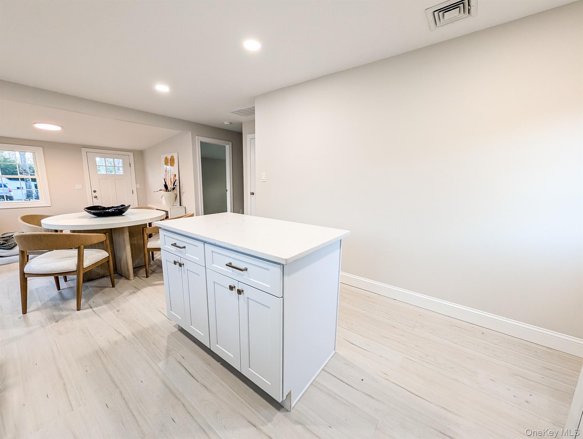 #8 photo, 15 Short Street, Flanders , NY 11901