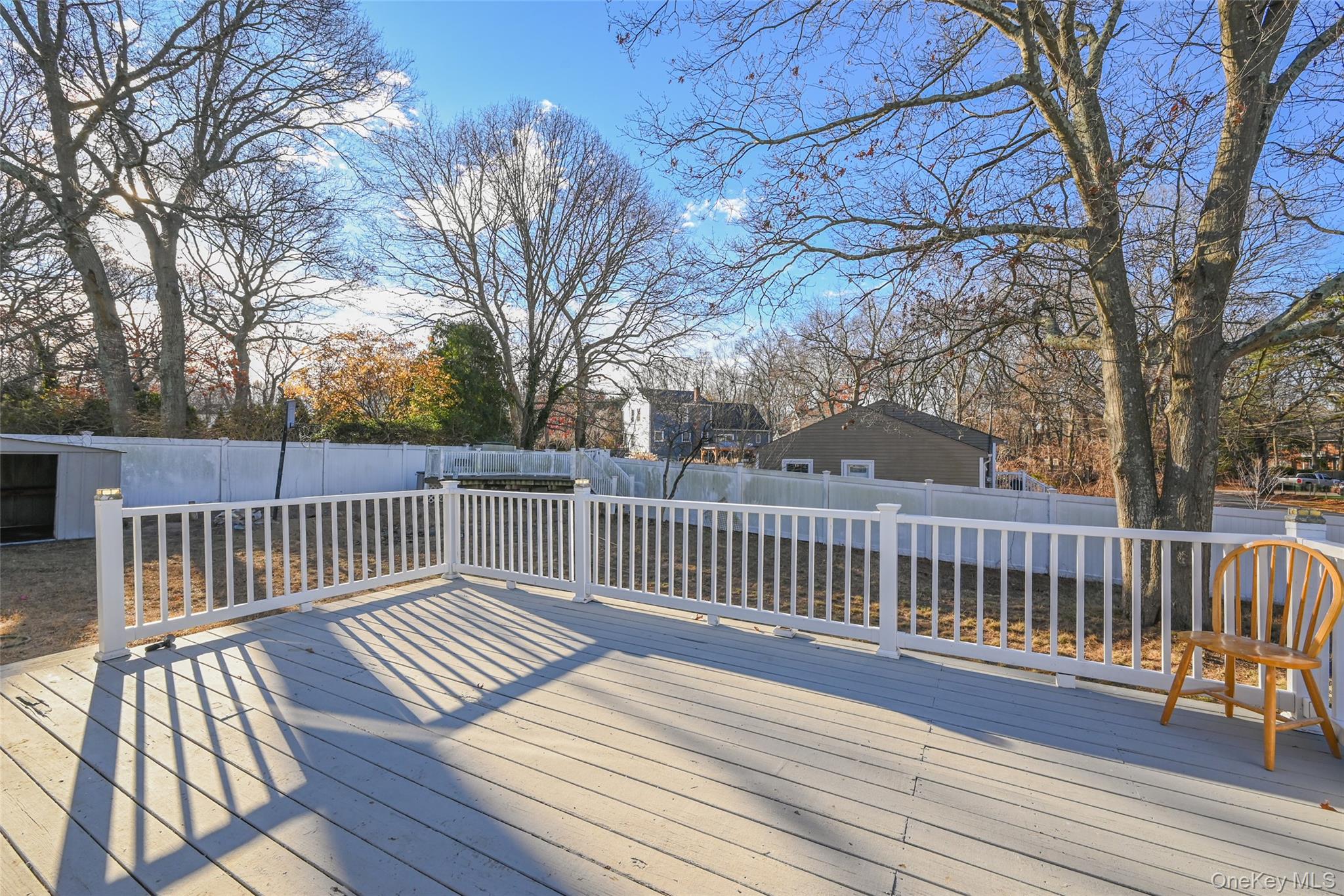 #16 photo, 172 Horseblock Road, سوفولك Centereach , NY 11720