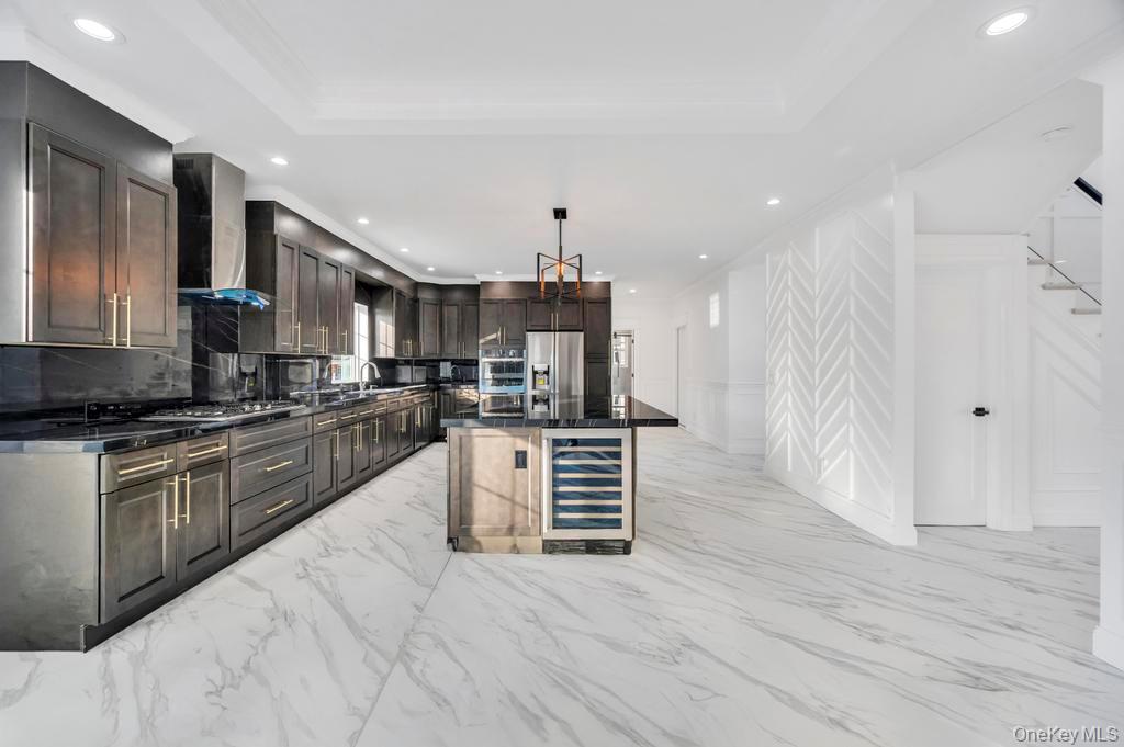 #4 photo, 11 Goshen Street, מחוז נסאו Elmont , NY 11003