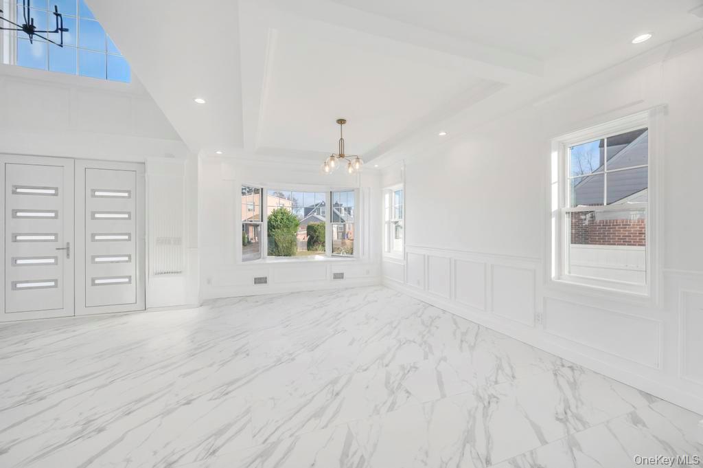 #9 photo, 11 Goshen Street, מחוז נסאו Elmont , NY 11003