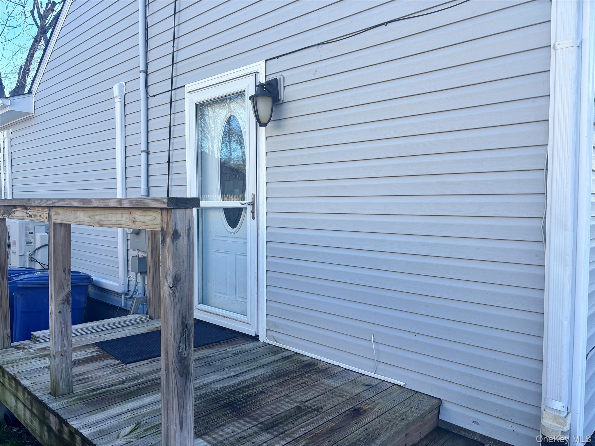 #1 photo, 158 Noel Drive, מחוז סאפוק Centereach , NY 11720