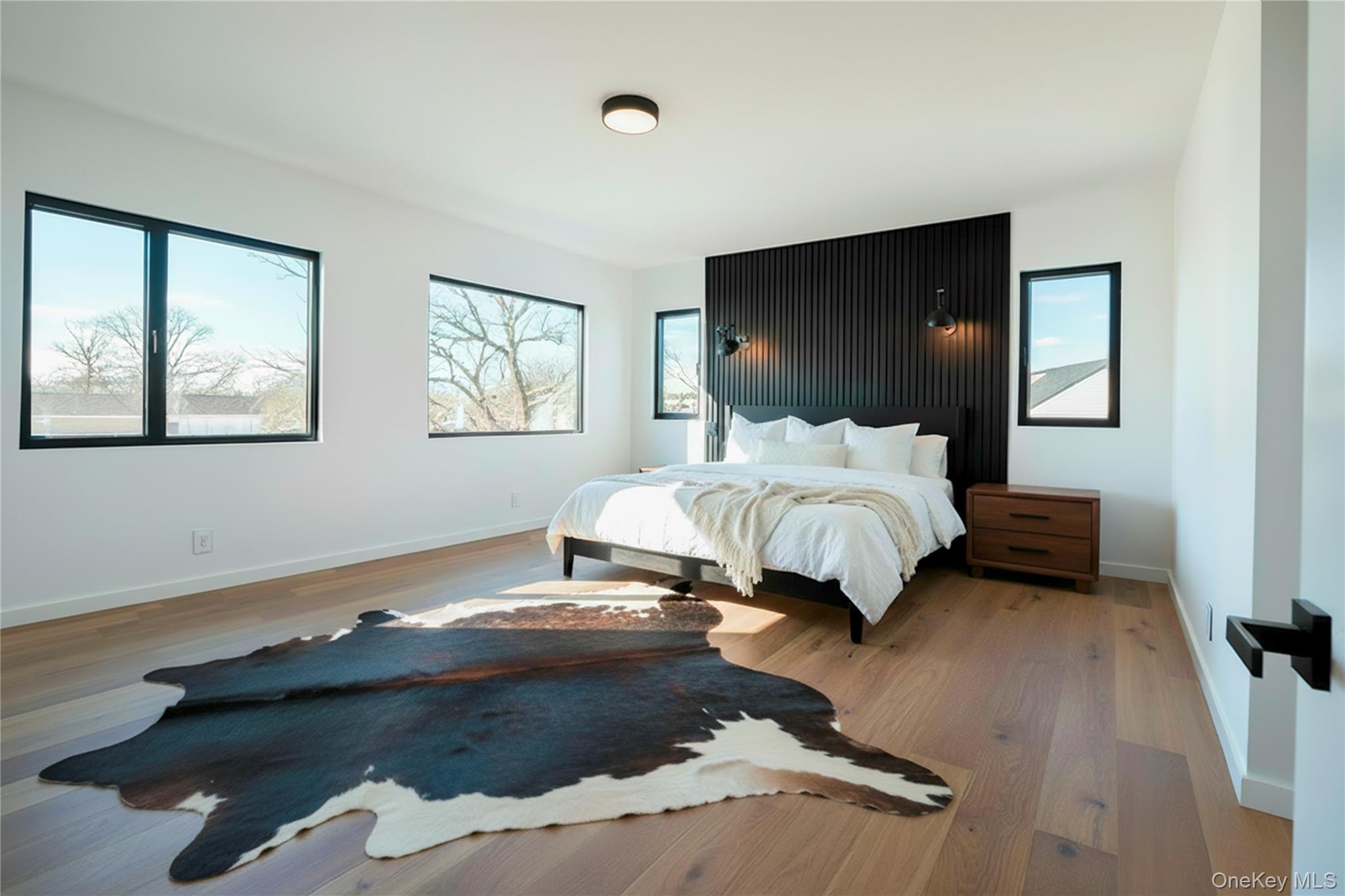 #13 photo, 1 Short Lane, ناسو Levittown , NY 11756