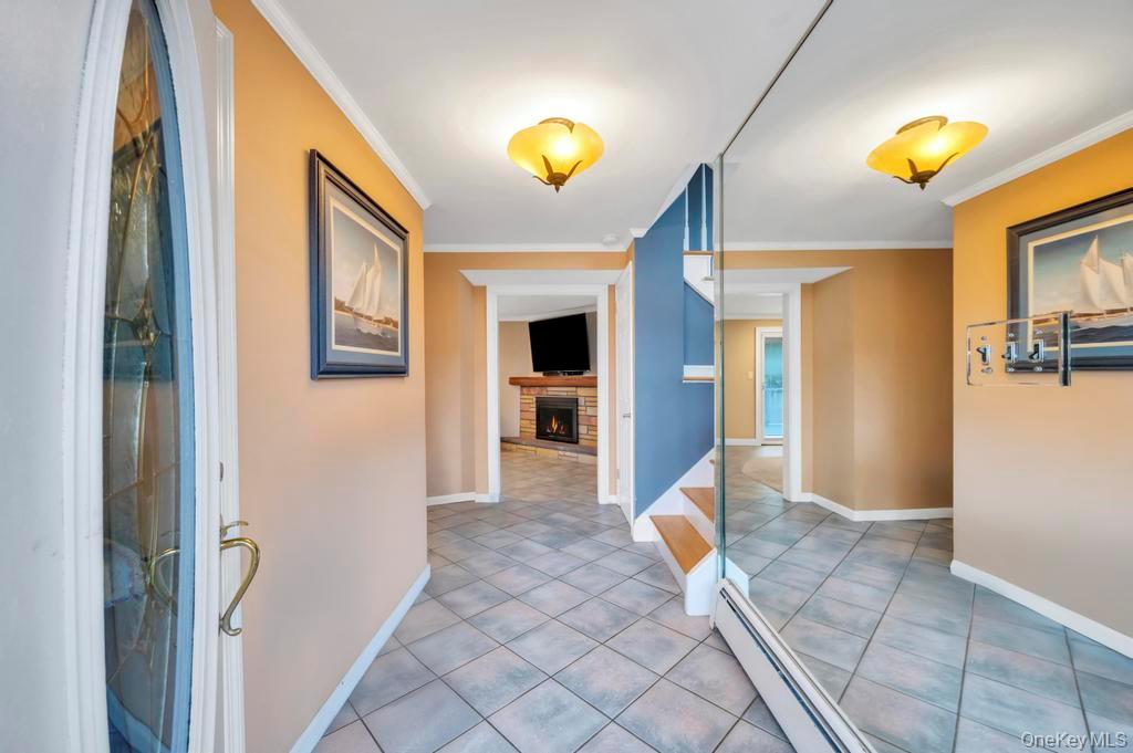 #11 photo, 65 Waterview Avenue, Massapequa , NY 11758