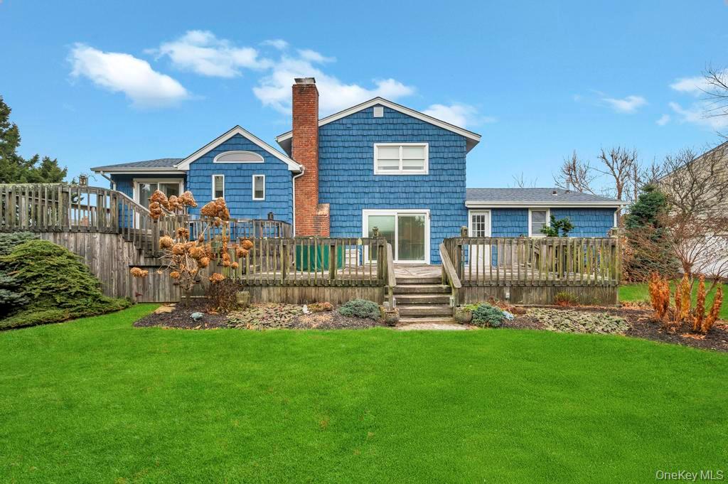 #9 photo, 65 Waterview Avenue, Massapequa , NY 11758