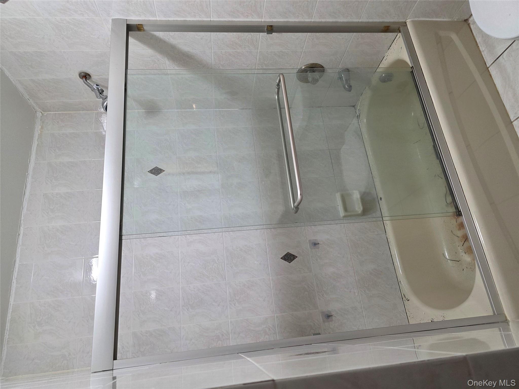 #7 photo, 25413 Francis Lewis Boulevard, كوينز Rosedale , NY 11422