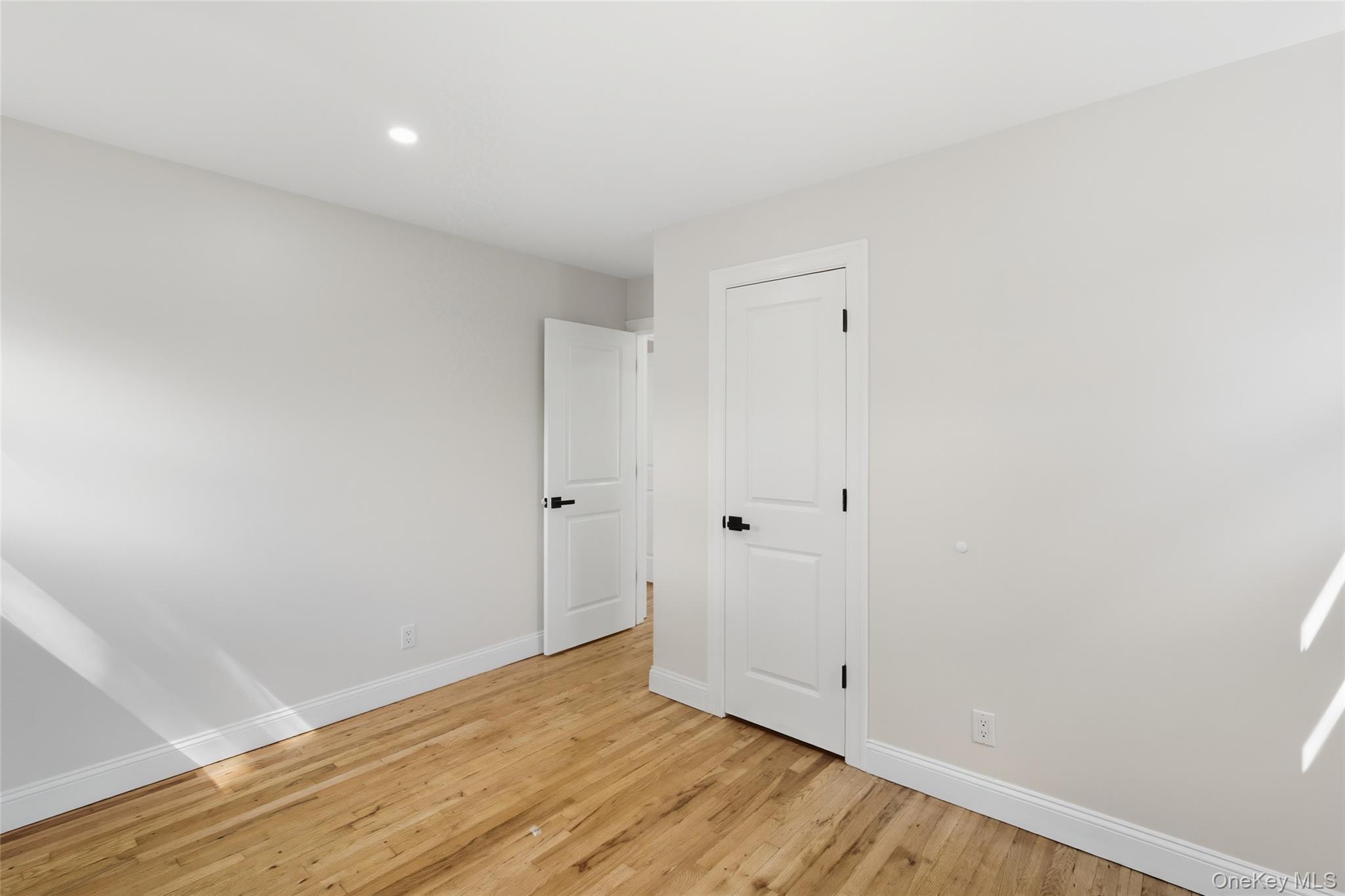 #14 photo, 792 Glendale Road, Babylon , NY 11704