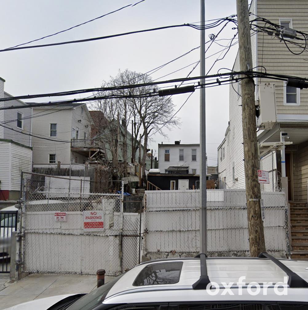 #1 photo, 1817 Trafalgar Place, West Farms , NY 10460