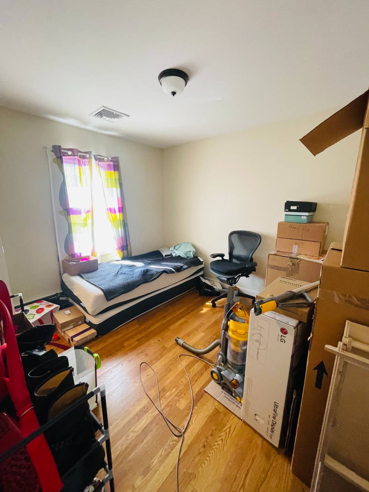 #4 photo, 28 Purdue Rd, Glen Cove , NY 11542