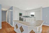 #14 photo, 182 New York Ave, Bayshore , NY 11706