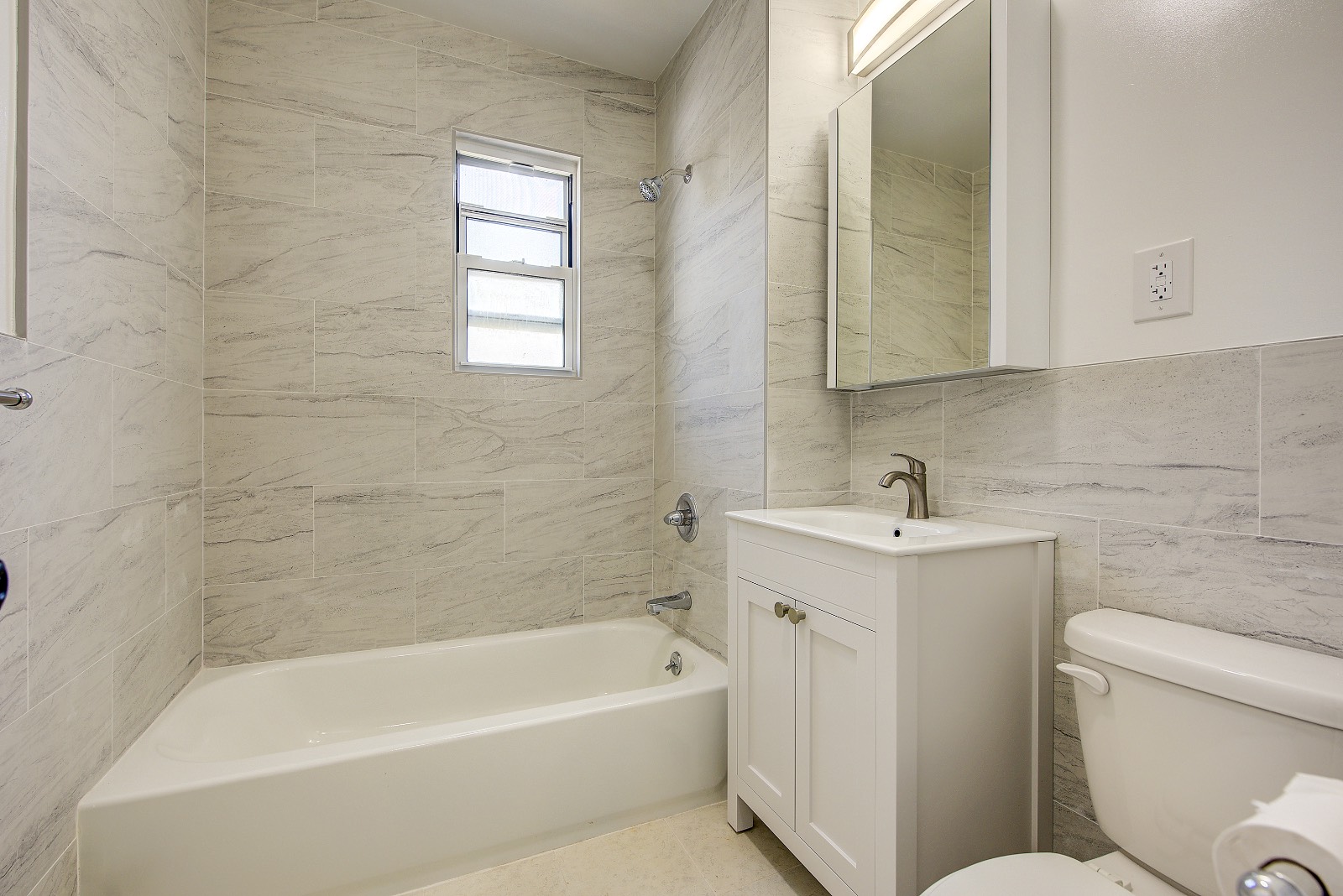 #22 photo, 623 159 STREET, Whitestone , NY 11357