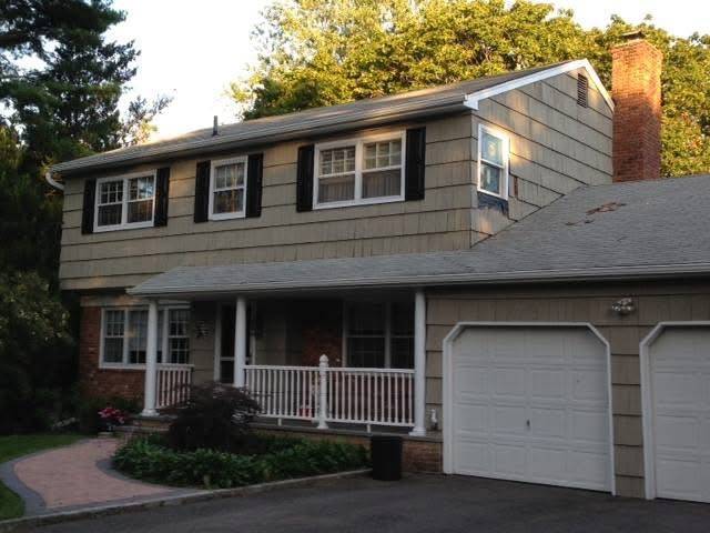 #1 photo, 305  Maplewood Rd, सफ़ोक काउंटी Huntington Station , NY 11746