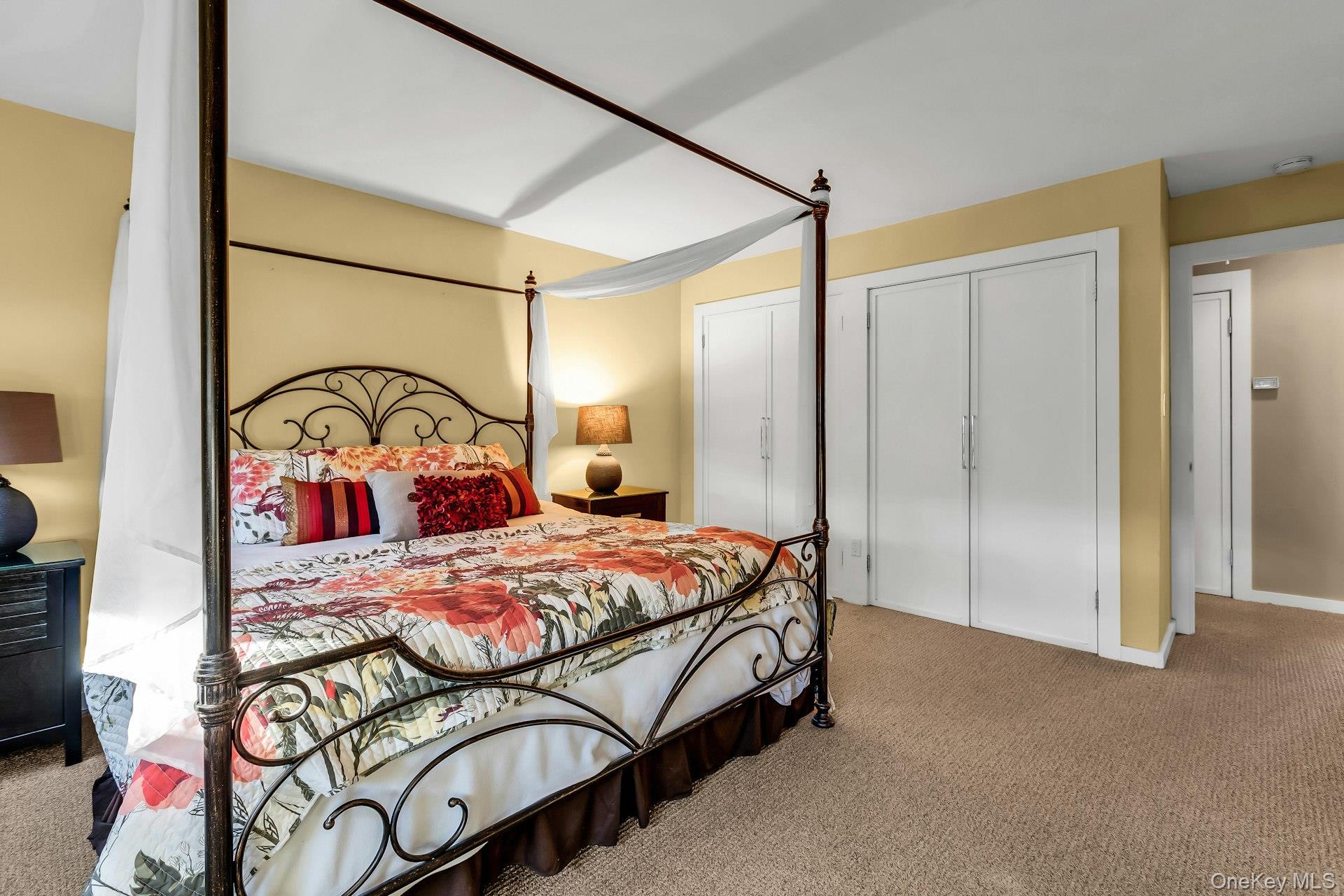 #13 photo, 457 Village Drive, Саффолк ‖ Hauppauge , NY 11788