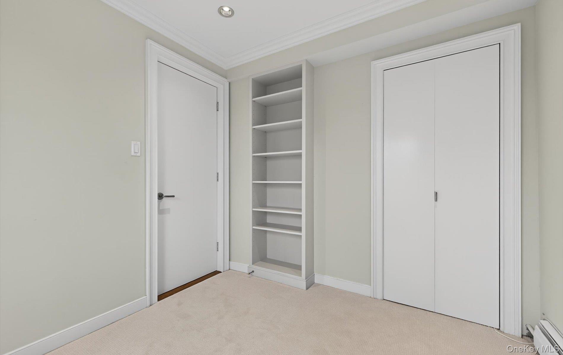 #15 photo, 42-30 Douglaston Parkway, Douglaston , NY 11363