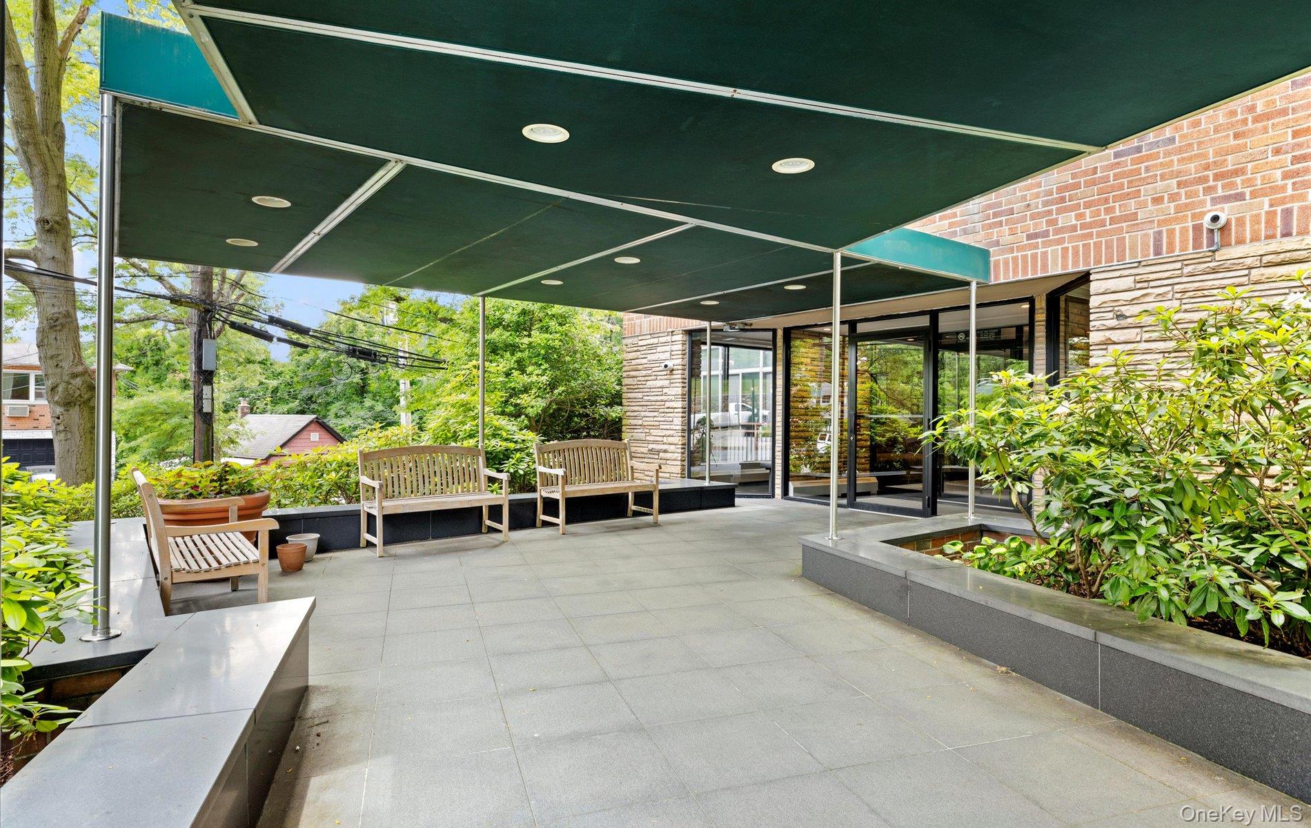 #2 photo, 42-30 Douglaston Parkway, Douglaston , NY 11363