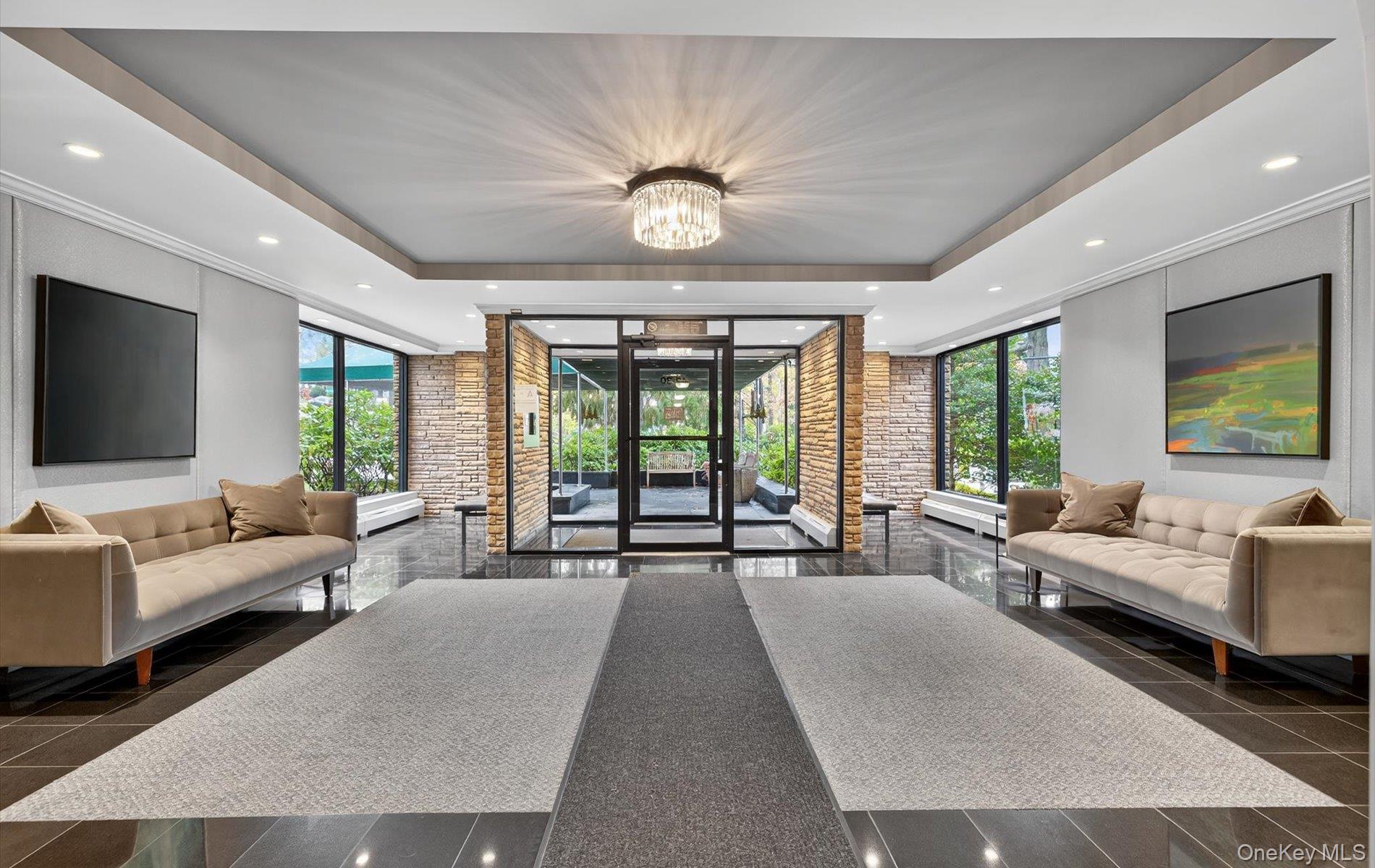 #4 photo, 42-30 Douglaston Parkway, Douglaston , NY 11363