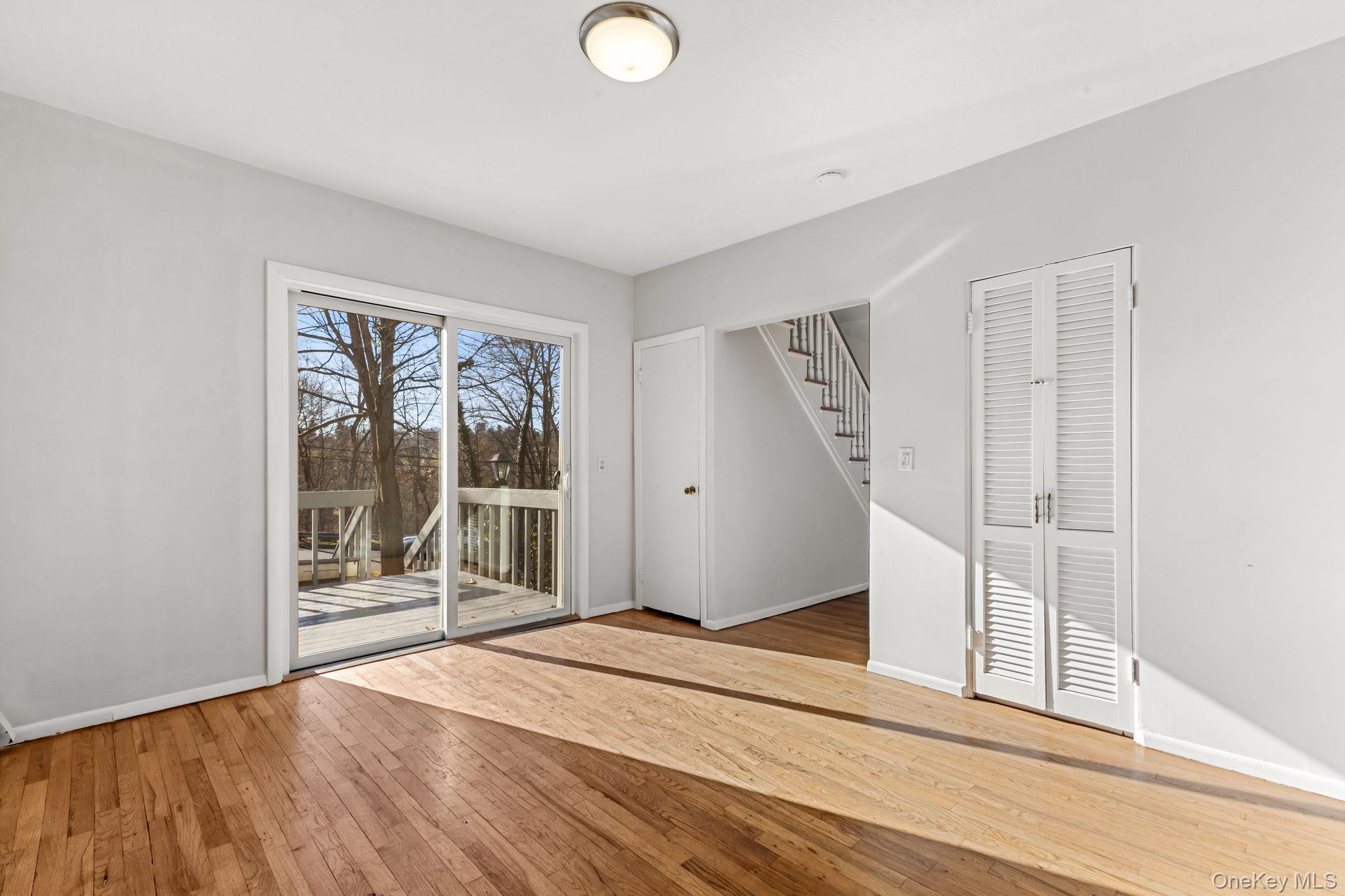 #11 photo, 45 Pamela Lane, 뉴욕주 Valhalla , NY 10595