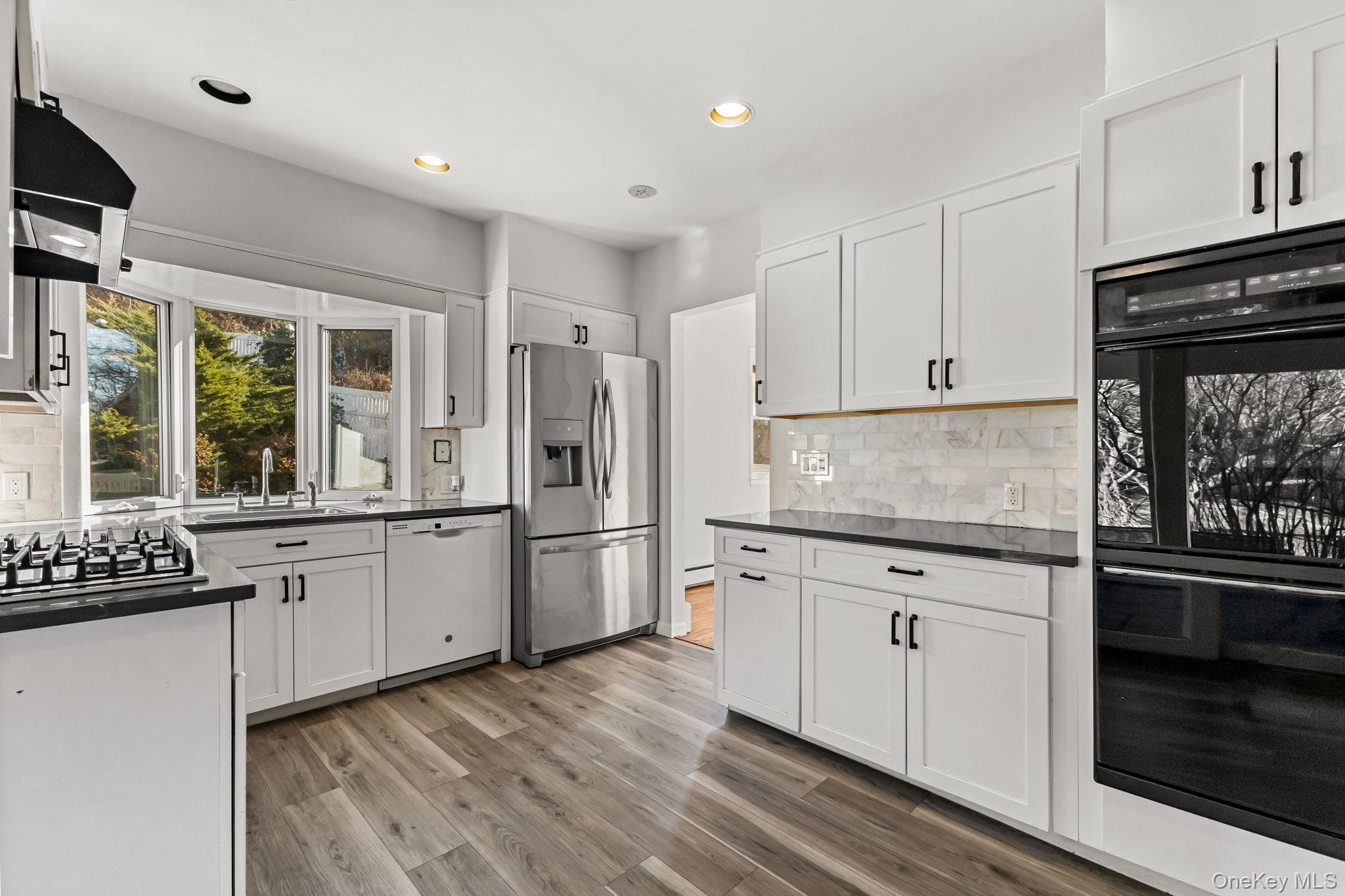 #17 photo, 45 Pamela Lane, 뉴욕주 Valhalla , NY 10595