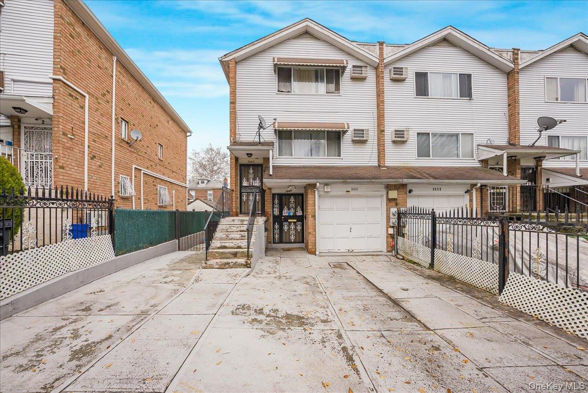 #1 photo, 3660 Varian Avenue, הברונקס Bronx , NY 10466