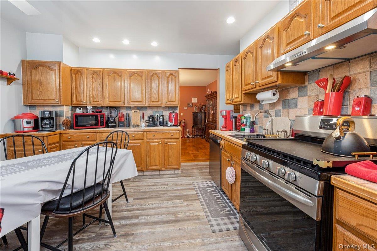 #13 photo, 1007 Sackett Avenue, הברונקס Bronx , NY 10462