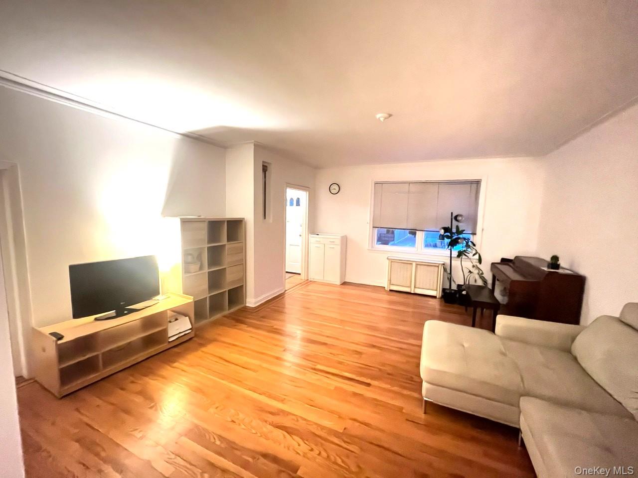 #12 photo, 1945 Paulding Avenue, 布朗士 Bronx , NY 10462