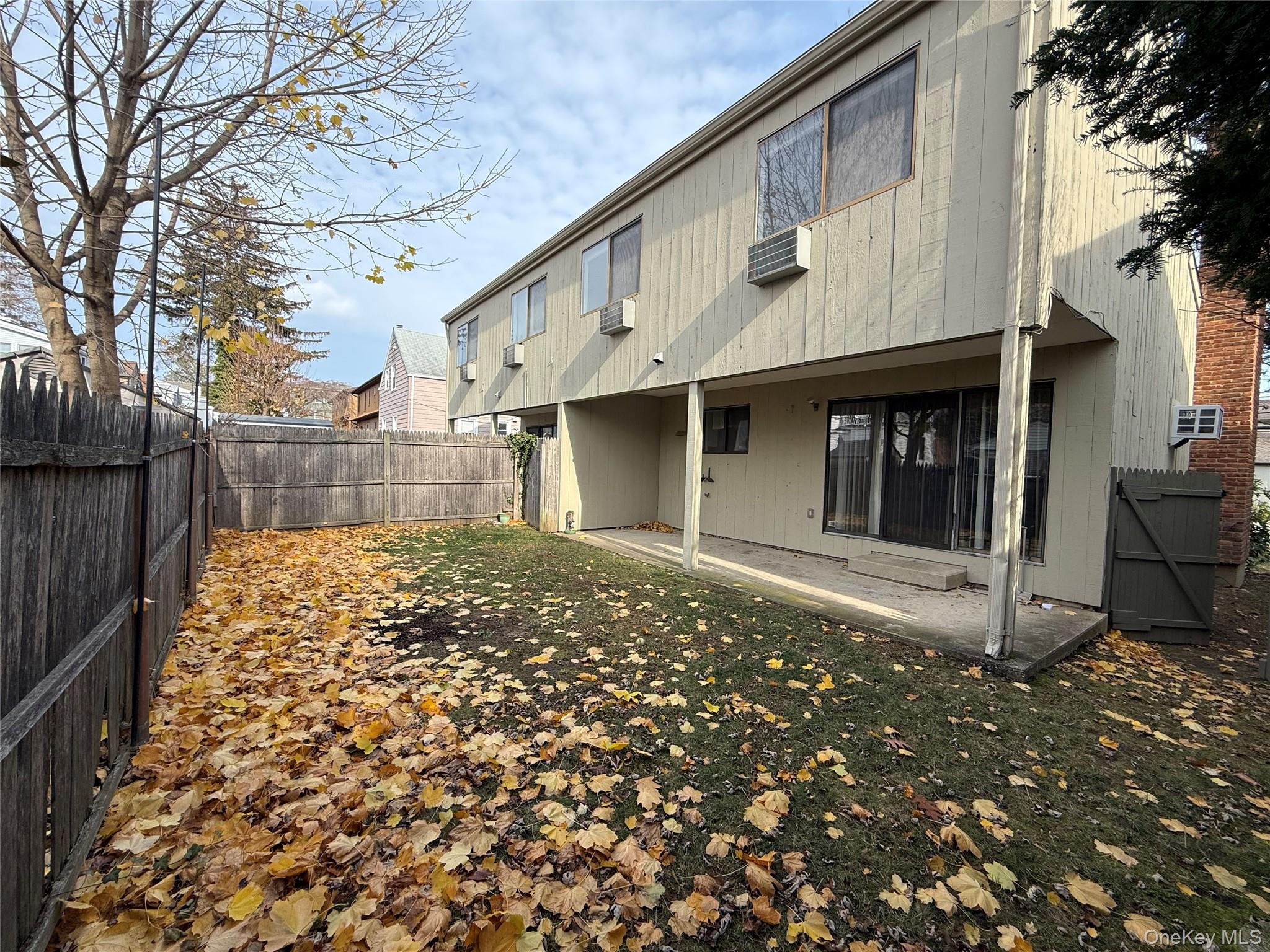 #17 photo, 35A Norwood Road, Port Washington , NY 11050