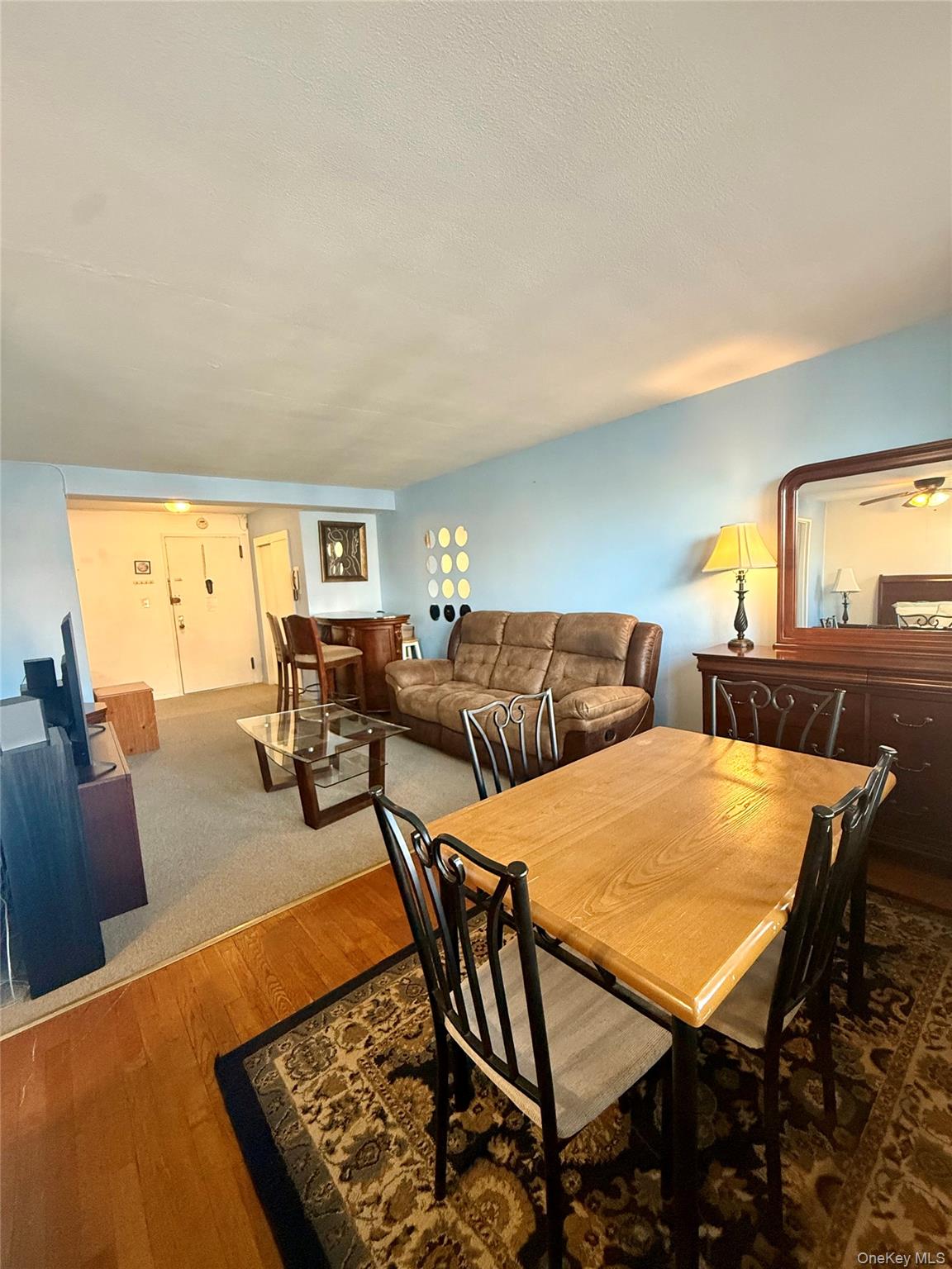 #8 photo, 84-09 155th Avenue, कुईंस Howard Beach , NY 11414