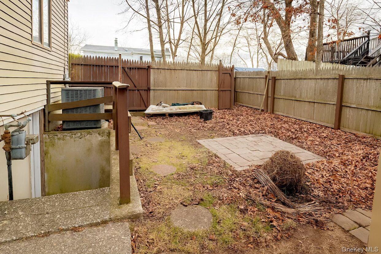 #9 photo, 10 Fountain Avenue, সাফোক কাউন্টি Selden , NY 11784