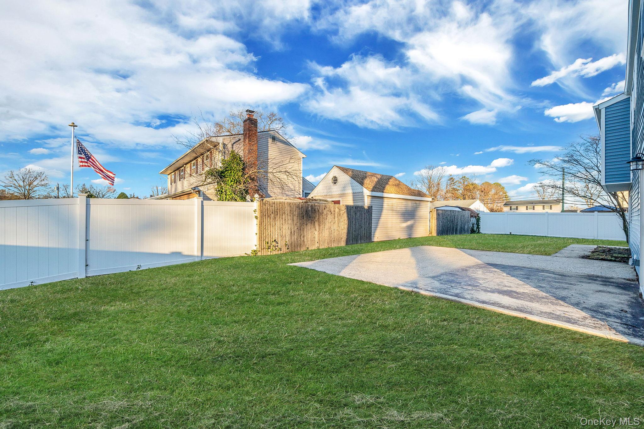 #6 photo, 3 Bellrose Avenue, Centereach , NY 11720