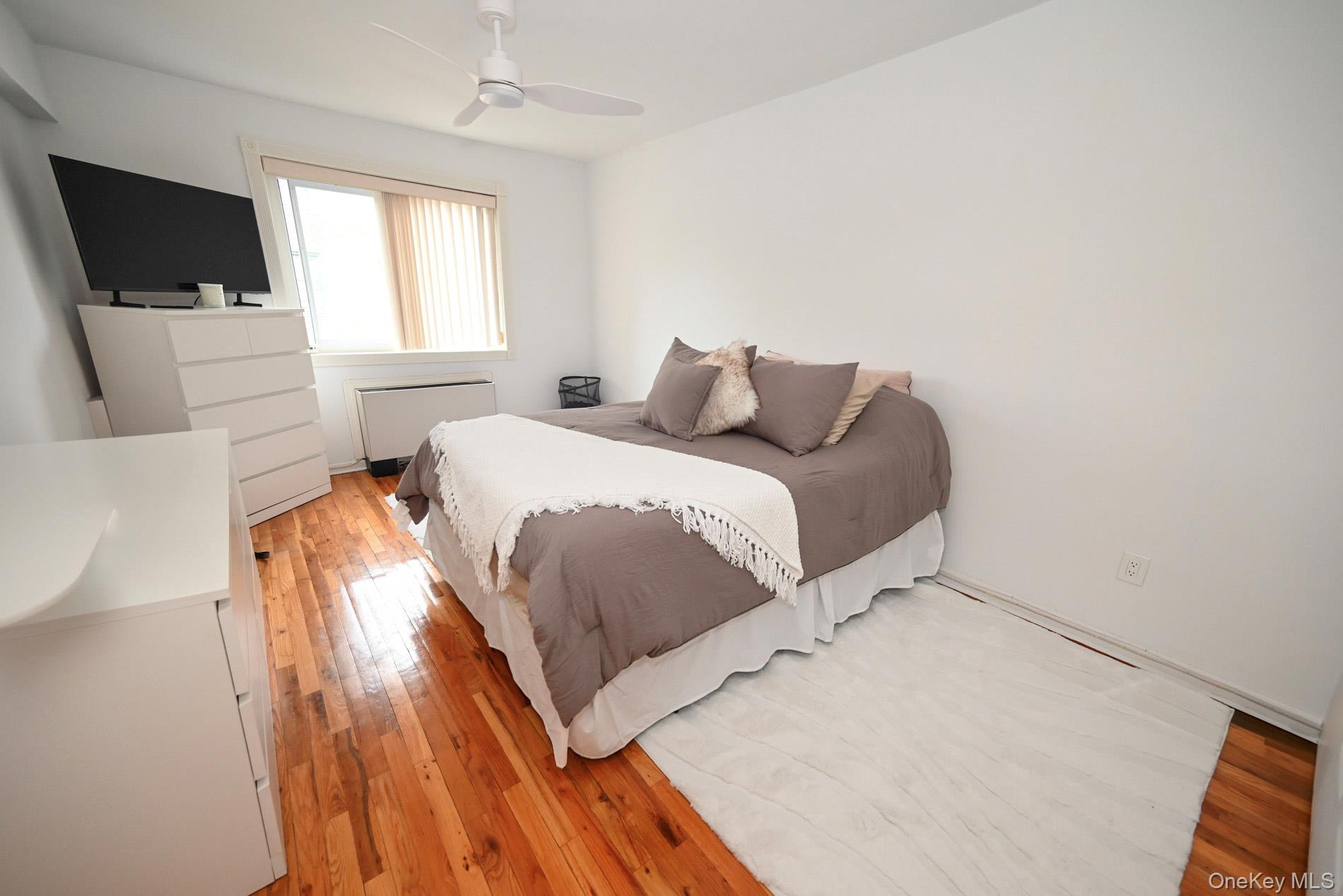 #11 photo, 200 Atlantic Avenue, מחוז נסאו Lynbrook , NY 11563