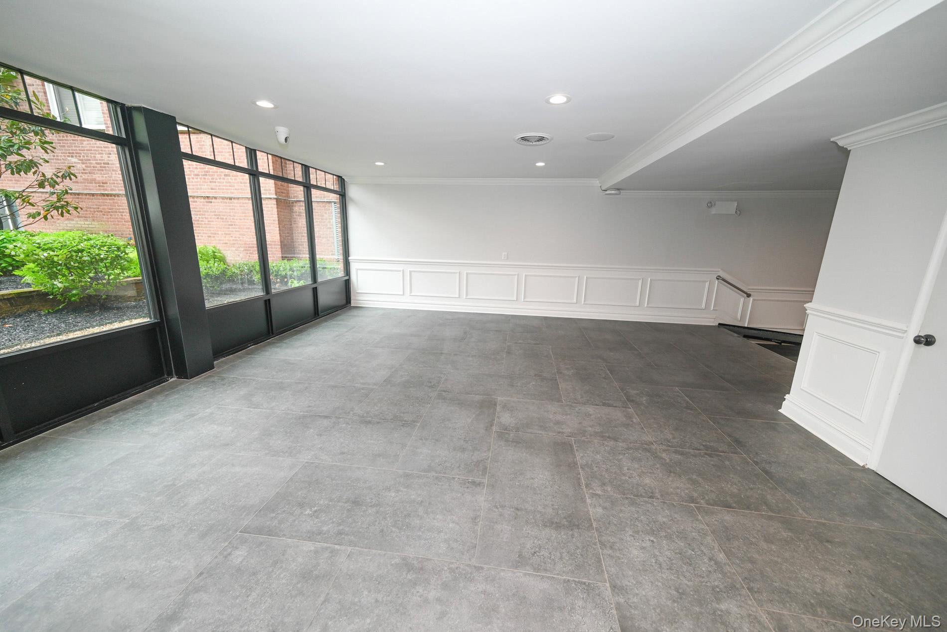 #16 photo, 200 Atlantic Avenue, מחוז נסאו Lynbrook , NY 11563