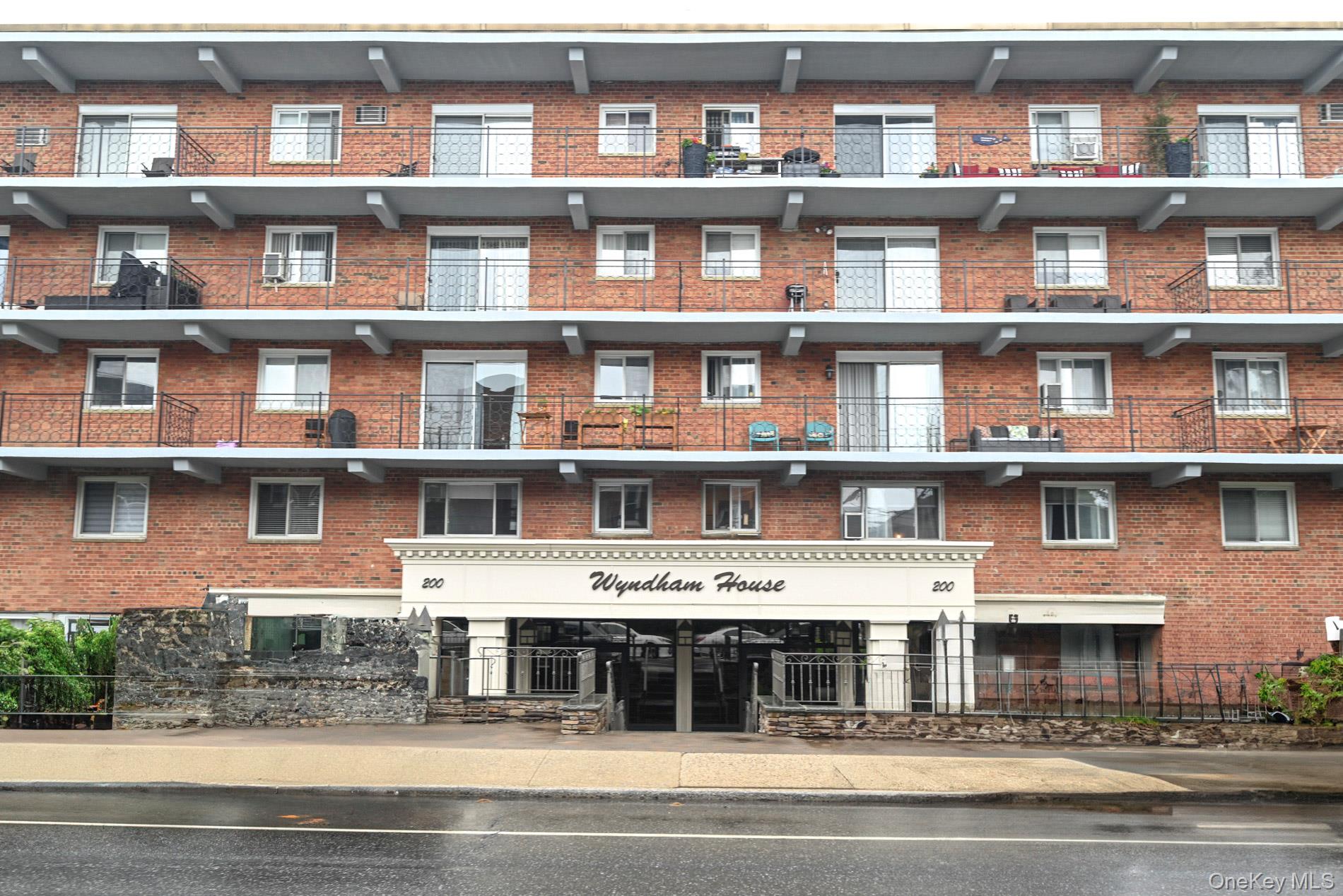 #20 photo, 200 Atlantic Avenue, מחוז נסאו Lynbrook , NY 11563