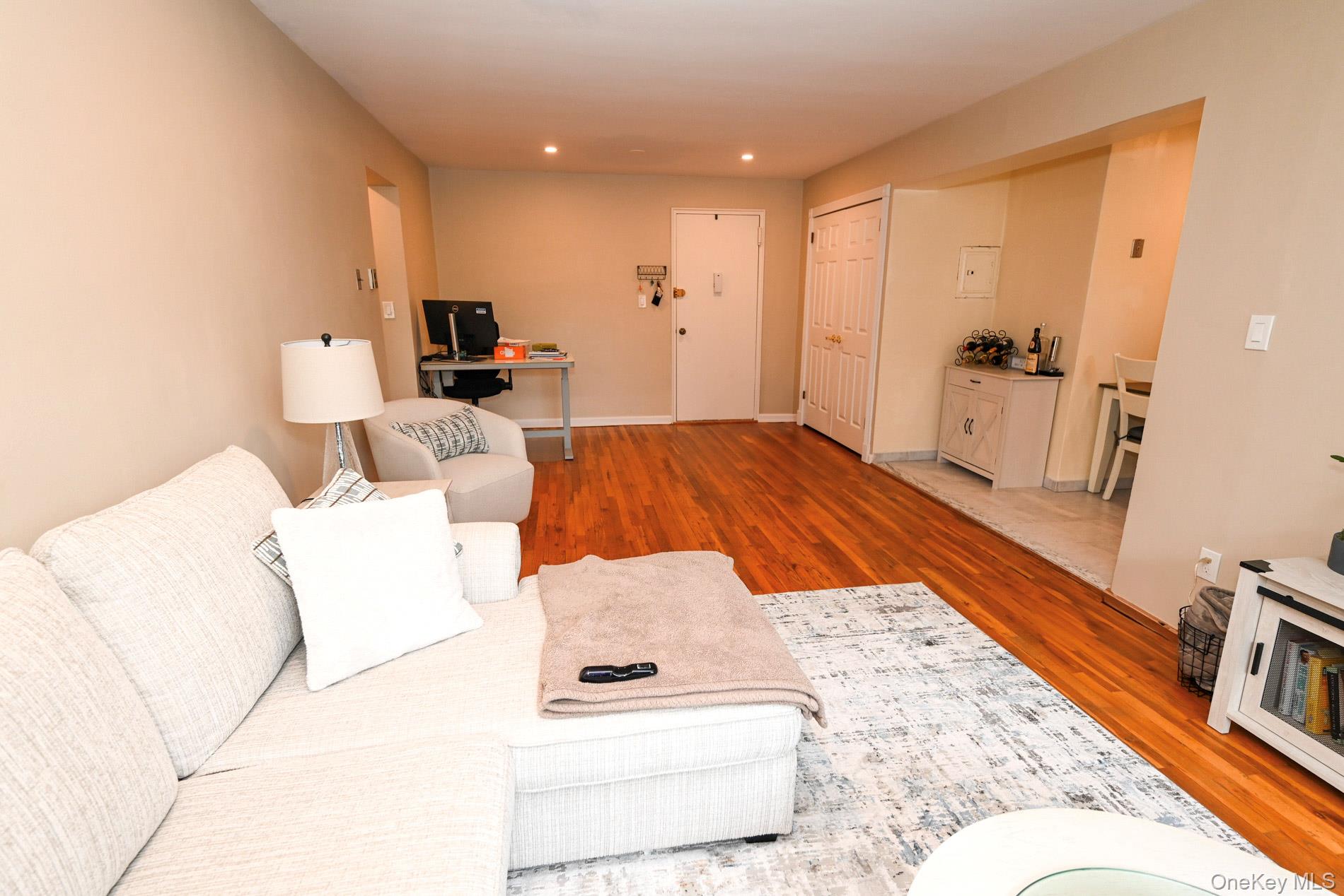 #8 photo, 200 Atlantic Avenue, מחוז נסאו Lynbrook , NY 11563