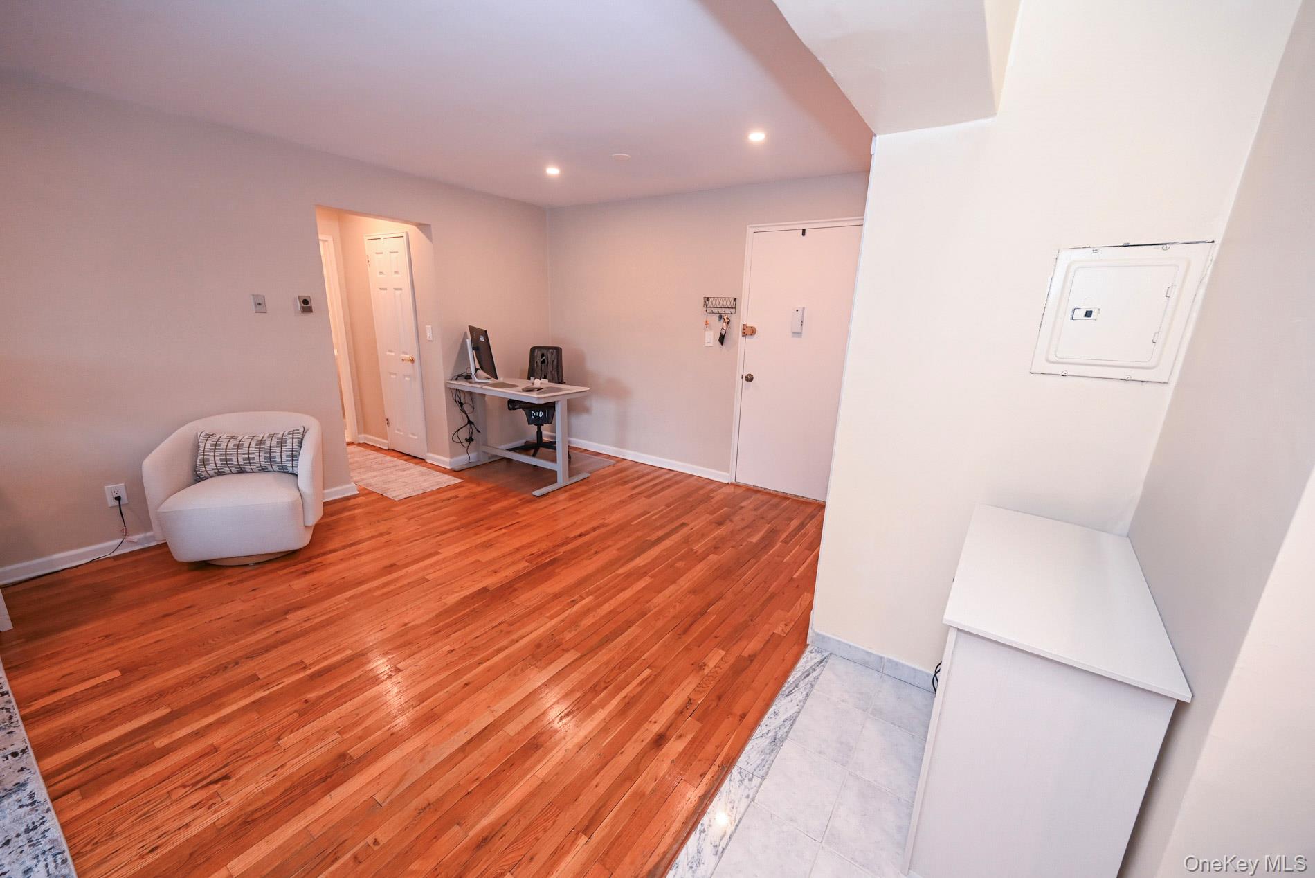 #9 photo, 200 Atlantic Avenue, מחוז נסאו Lynbrook , NY 11563