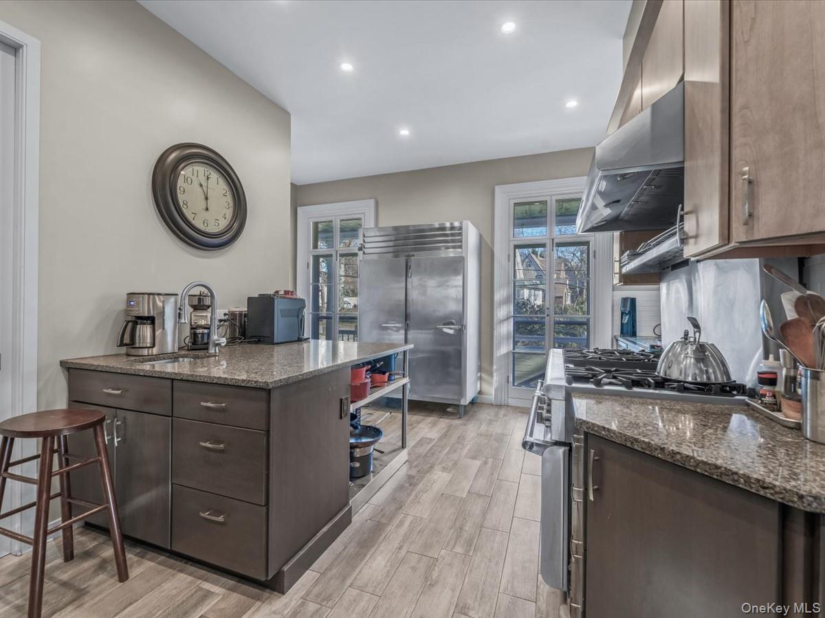 #15 photo, 29 Center Drive, 뉴욕퀸즈 Douglaston , NY 11363