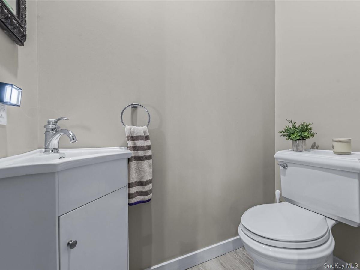 #20 photo, 29 Center Drive, 뉴욕퀸즈 Douglaston , NY 11363