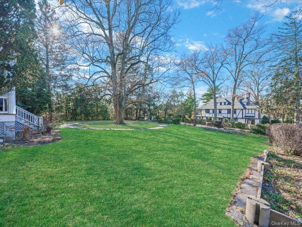 #5 photo, 29 Center Drive, 뉴욕퀸즈 Douglaston , NY 11363