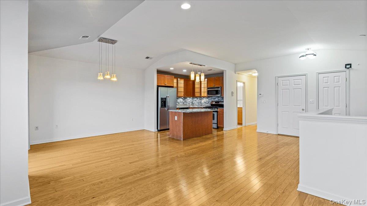 #11 photo, 122-04 Powell Cove Boulevard, College Point , NY 11356