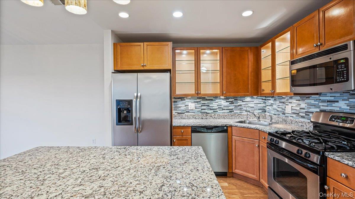 #14 photo, 122-04 Powell Cove Boulevard, College Point , NY 11356