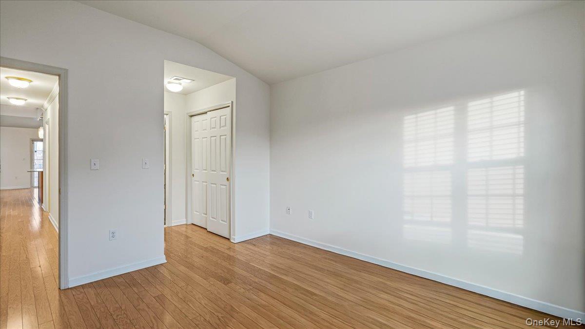 #19 photo, 122-04 Powell Cove Boulevard, College Point , NY 11356