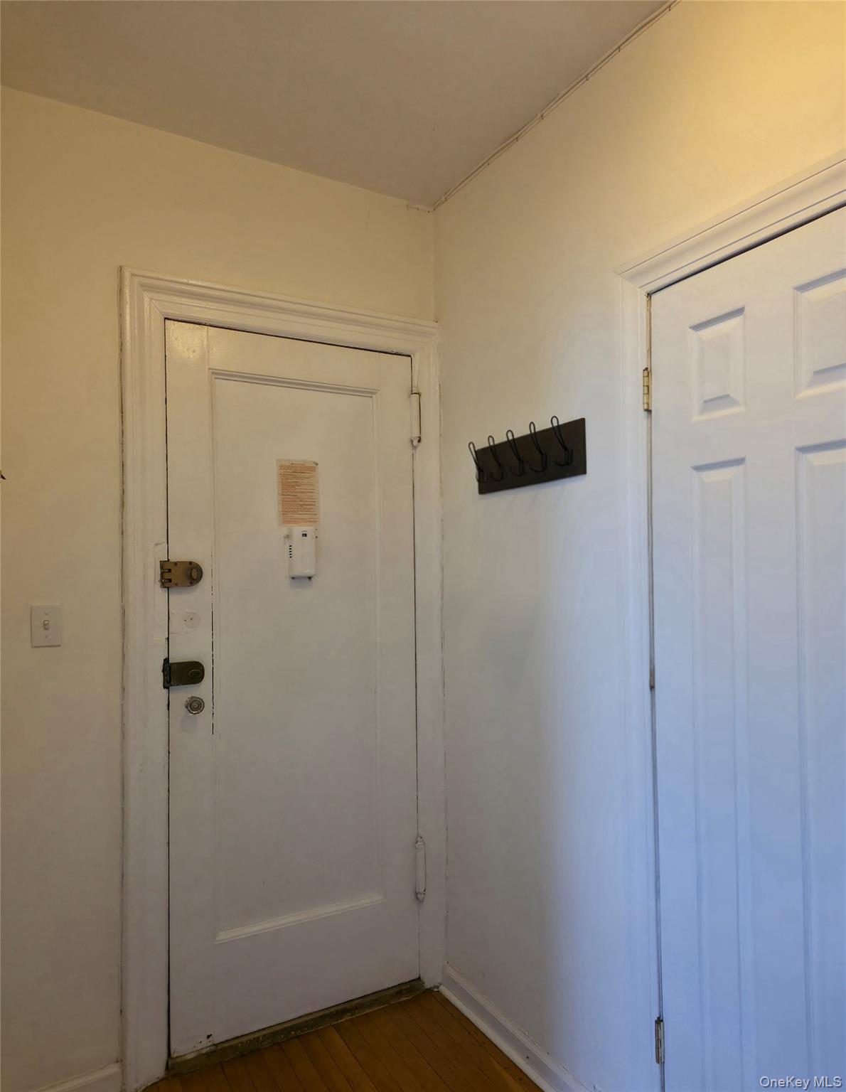 #7 photo, 6264 Saunders Street, 皇后区 雷哥公园 Rego Park , NY 11374