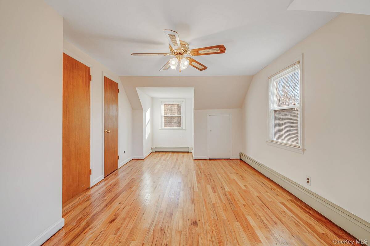 #29 photo, 44 Clark Street, Huntington , NY 11743