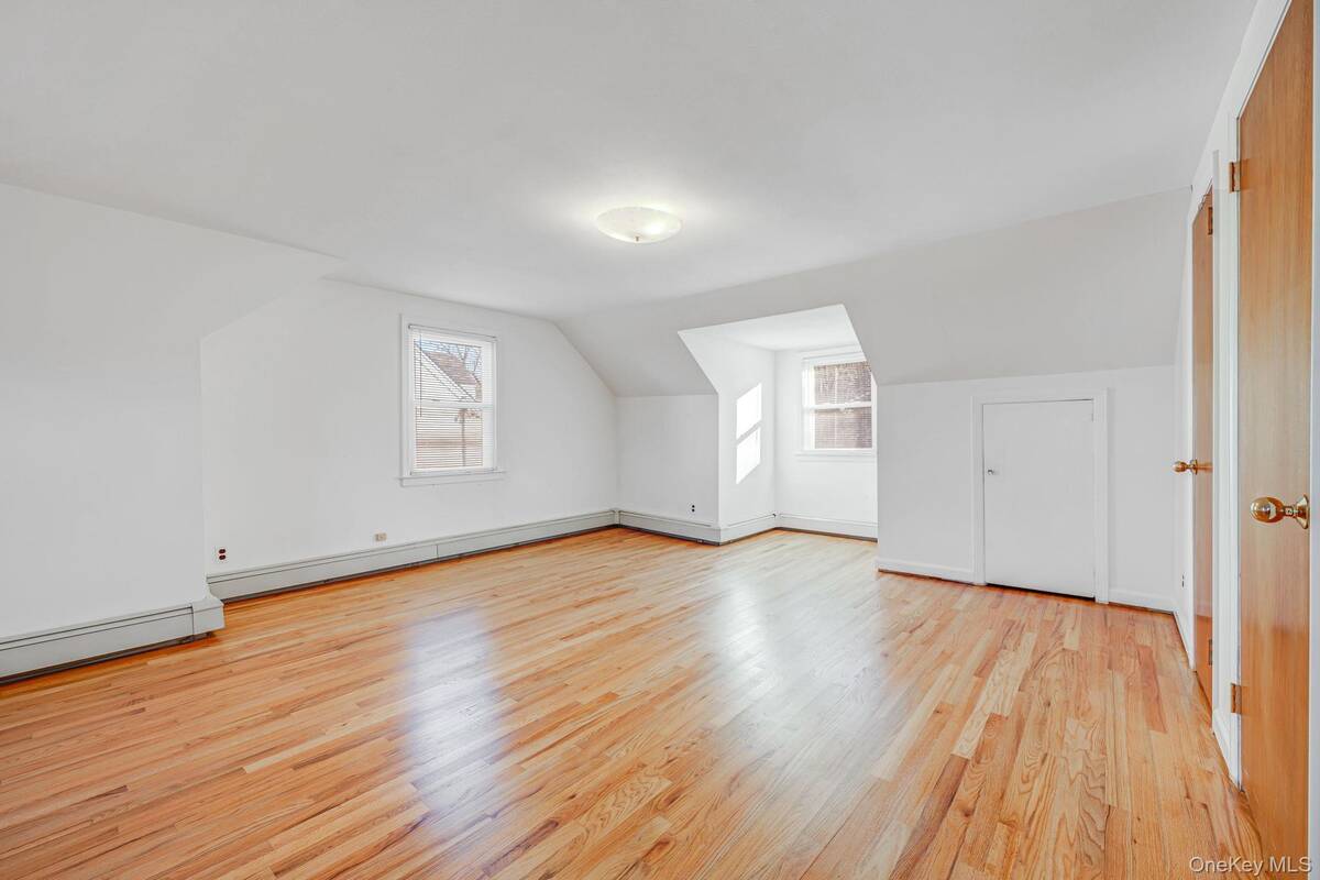 #32 photo, 44 Clark Street, Huntington , NY 11743