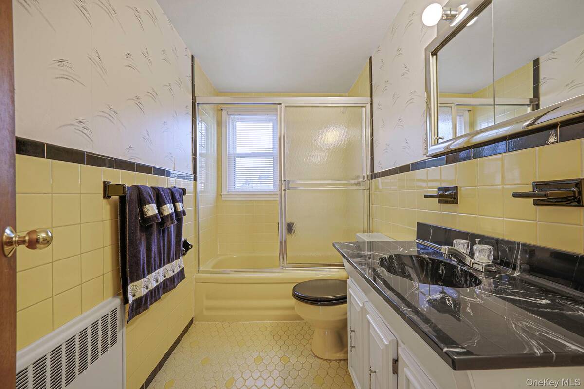 #33 photo, 44 Clark Street, Huntington , NY 11743