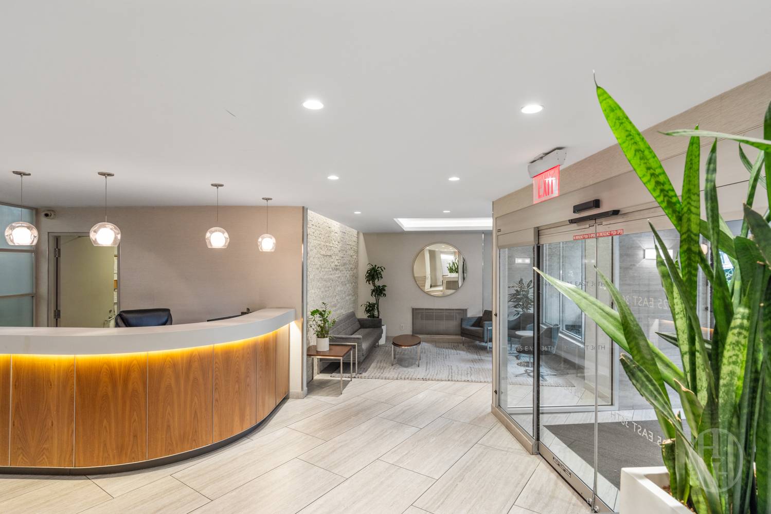 #7 photo, 225 E 36th Street, Murray Hill , NY 10016