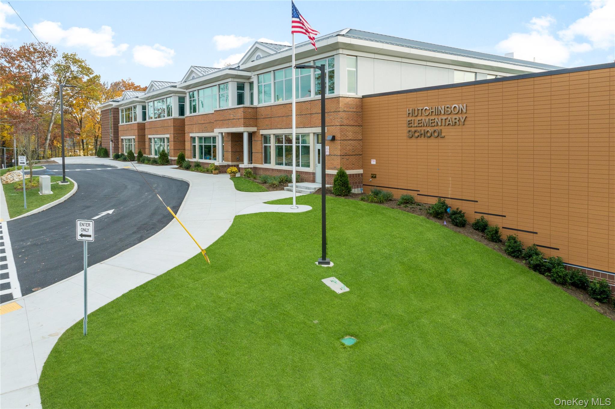 #19 photo, 330 First Avenue, Pelham , NY 10803