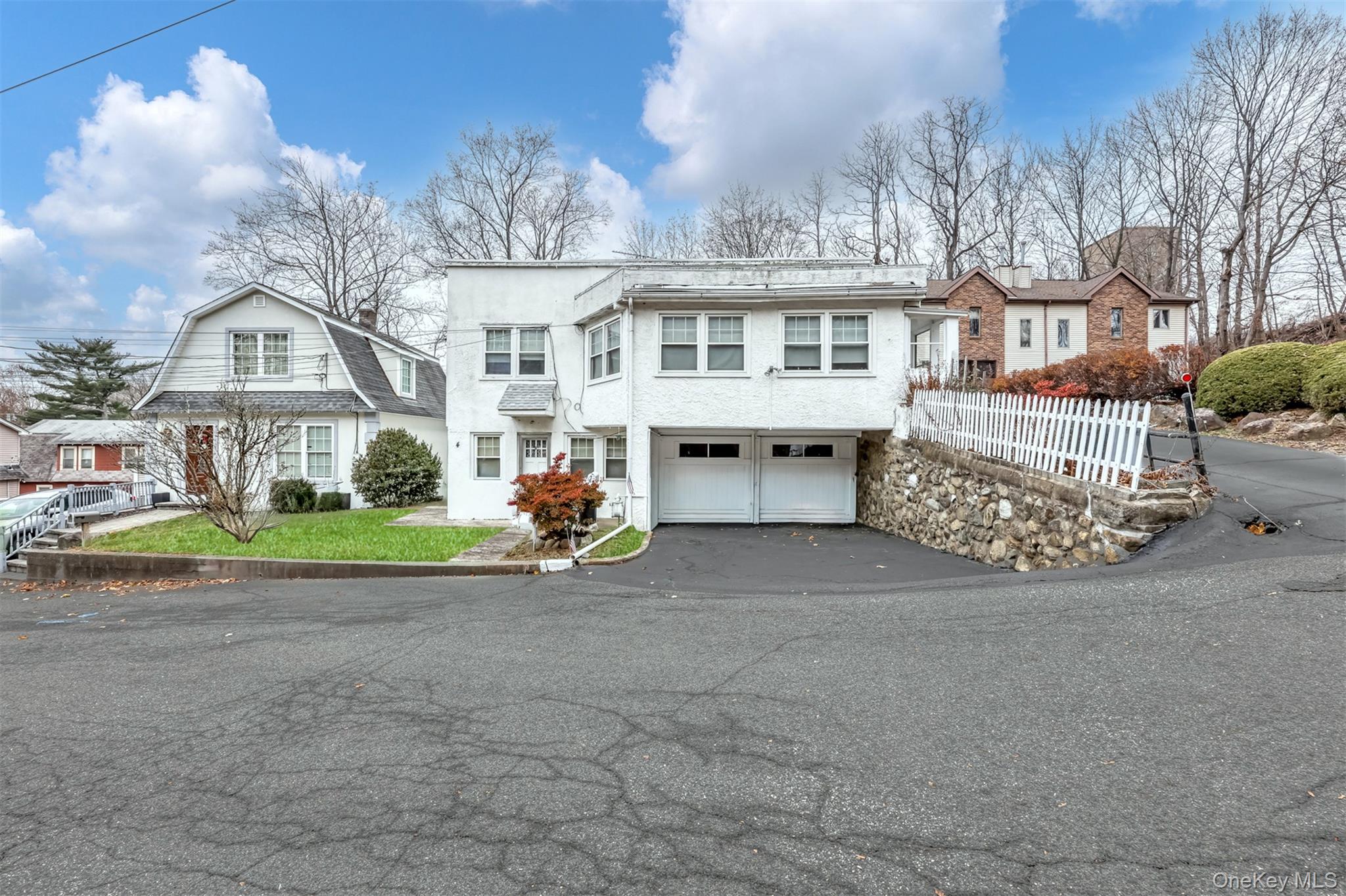 #1 photo, 4 Cedar Lane, Suffern , NY 10901