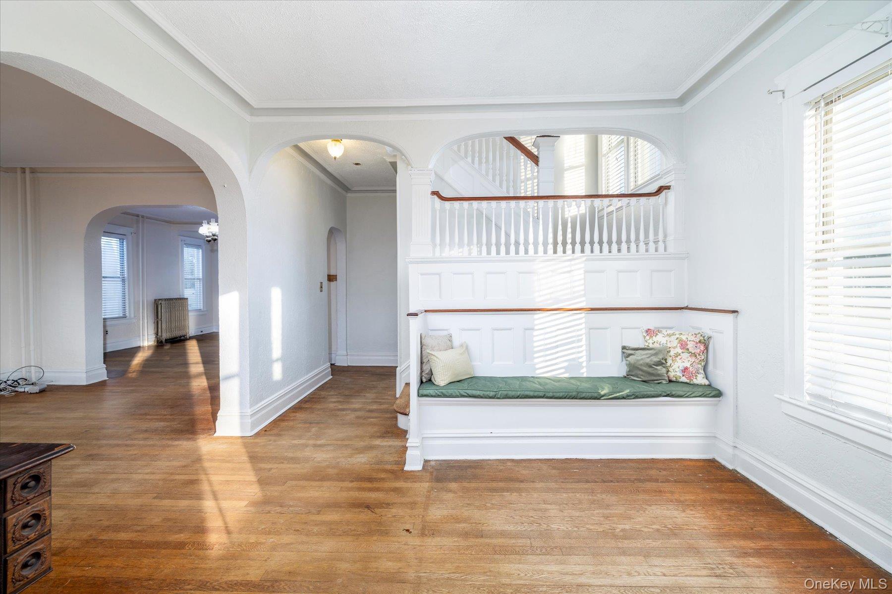 #10 photo, 2483 Central Avenue, नासाउ काउंटी Baldwin , NY 11510