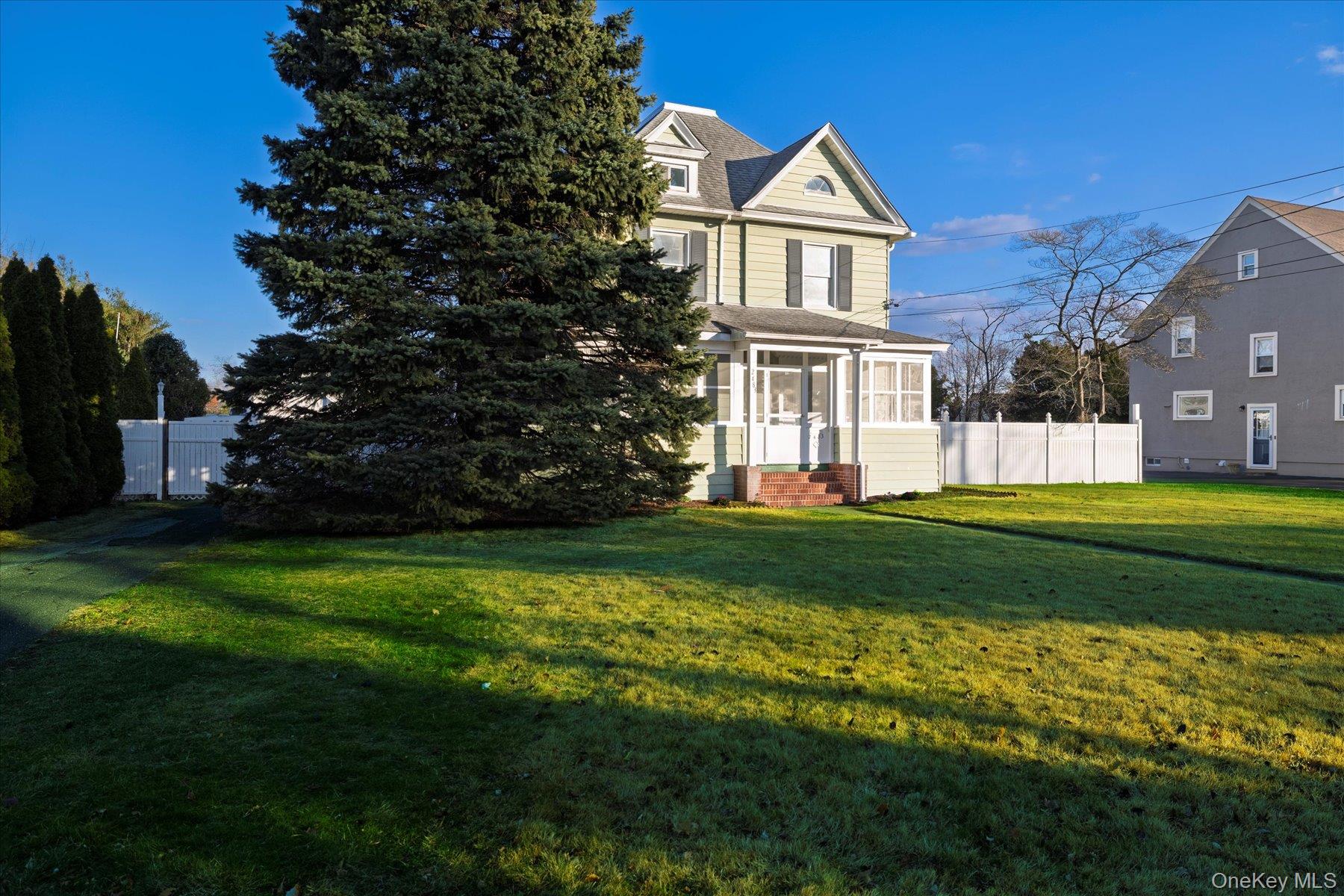 #6 photo, 2483 Central Avenue, नासाउ काउंटी Baldwin , NY 11510