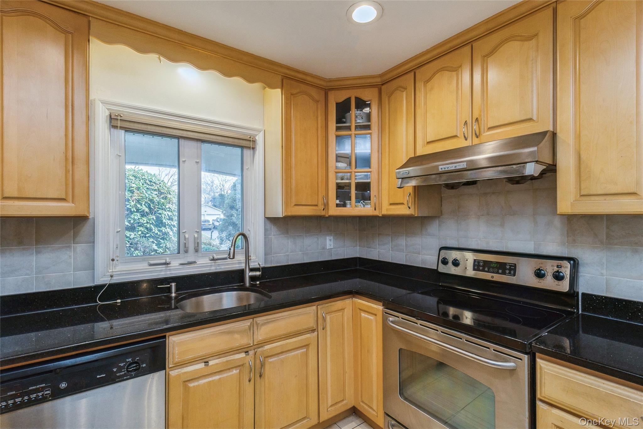 #5 photo, 22 Ballad Lane, সাফোক কাউন্টি Stony Brook , NY 11790